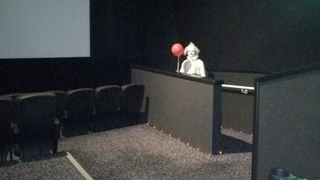 Guy goes to see <i>It</i>, finds empty theater with deranged clown in it<em></em>
